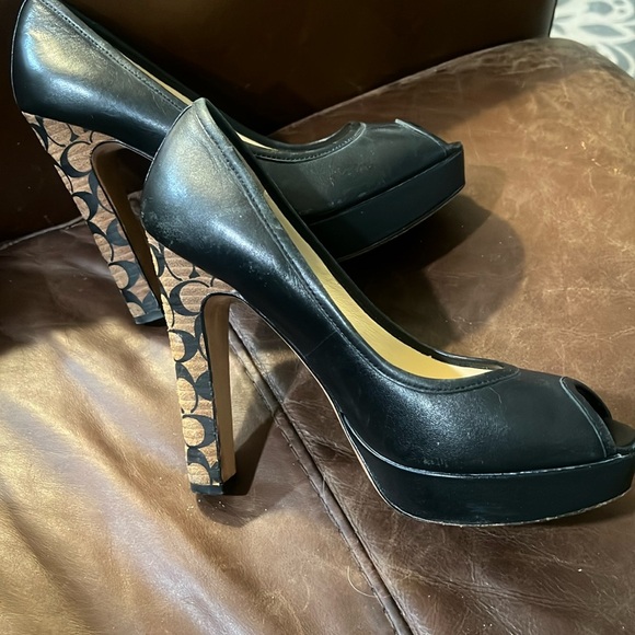 COACH BREANA SIG C BLACK LAMBSKIN HEELS - Picture 4 of 13